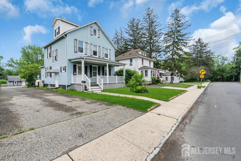 12 Dey Street, Englishtown, NJ, 07726
