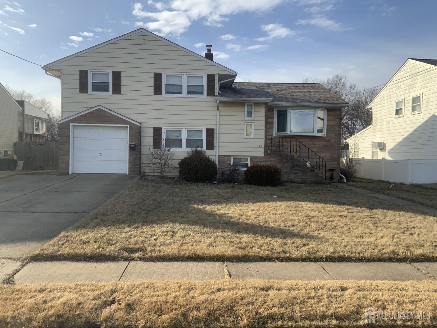 65 Jackson Avenue, Carteret, NJ, 07008