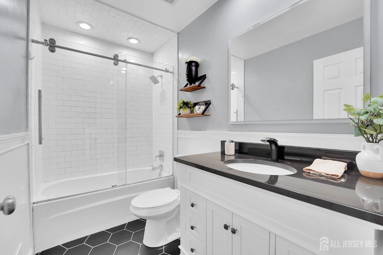 3 portsmouth Drive, Old Bridge, NJ, 08857 image 21