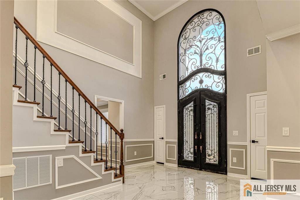 6 Jennifer Court, Piscataway, NJ, 08854