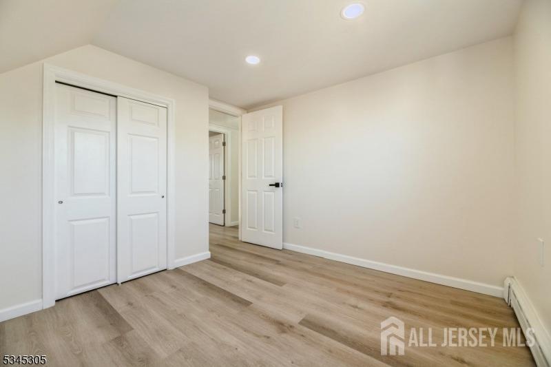 88 Roosevelt Avenue, Old Bridge, NJ, 08879 image 15