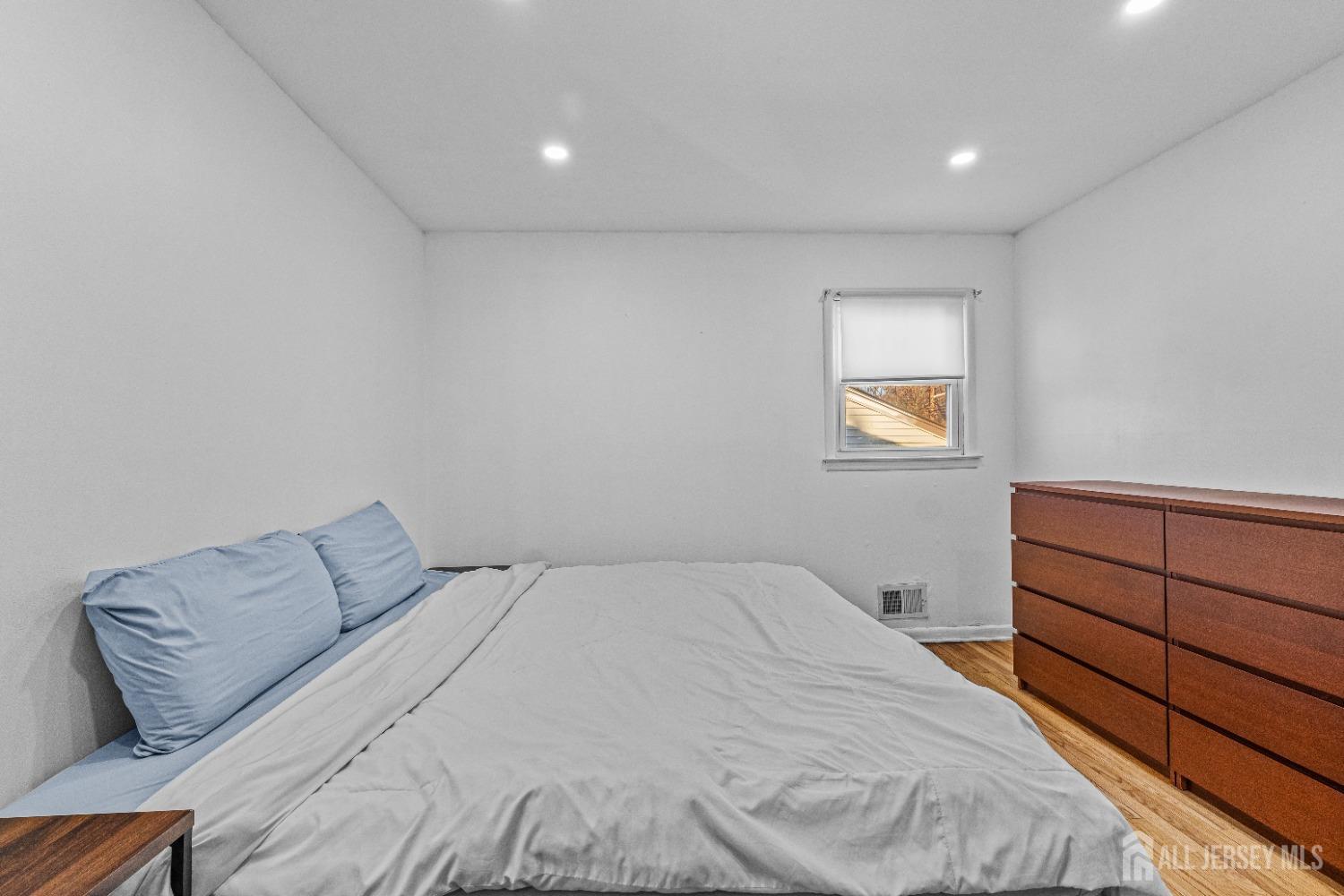 396 S 7th Avenue, Highland Park, NJ, 08904 image 12