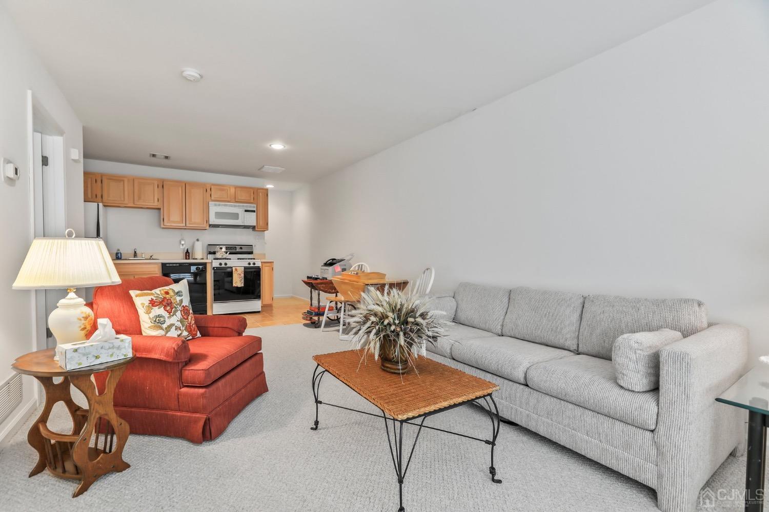 8 Iroquois Court, Colts Neck, NJ, 07722 image 45
