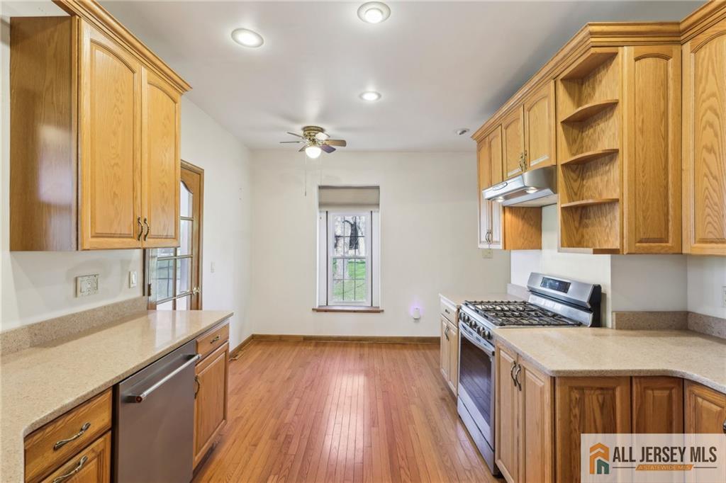 842 Perrineville Road, Millstone, NJ, 08535 image 11