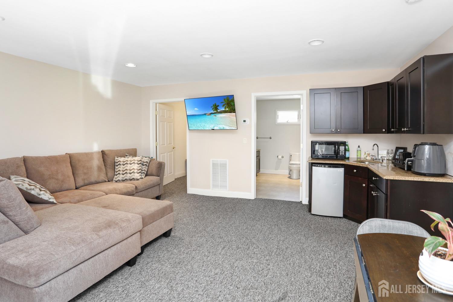 7 Arthurs Court, Manalapan, NJ, 07726 image 37