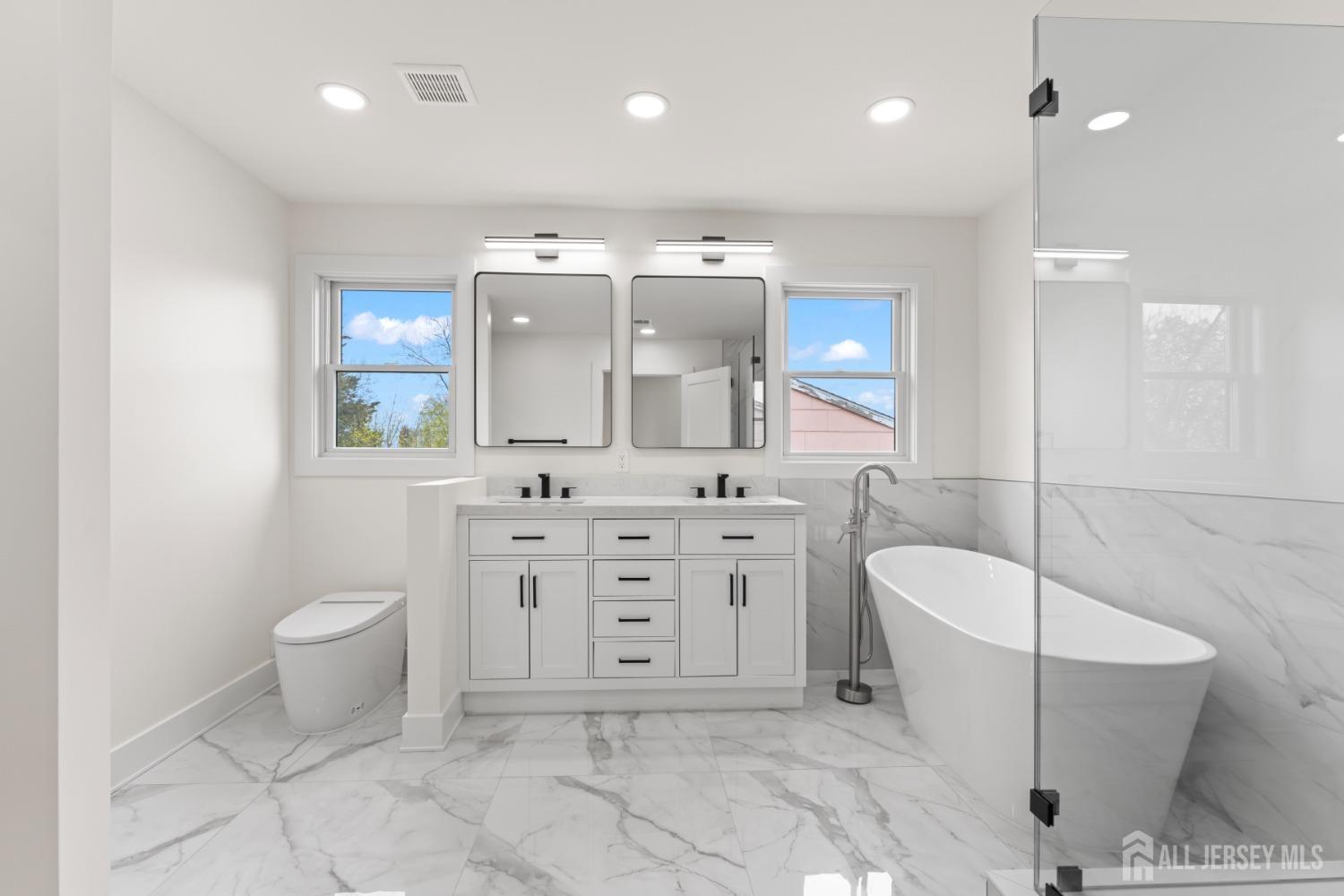23 Redwood Avenue, Edison, NJ, 08817 image 26