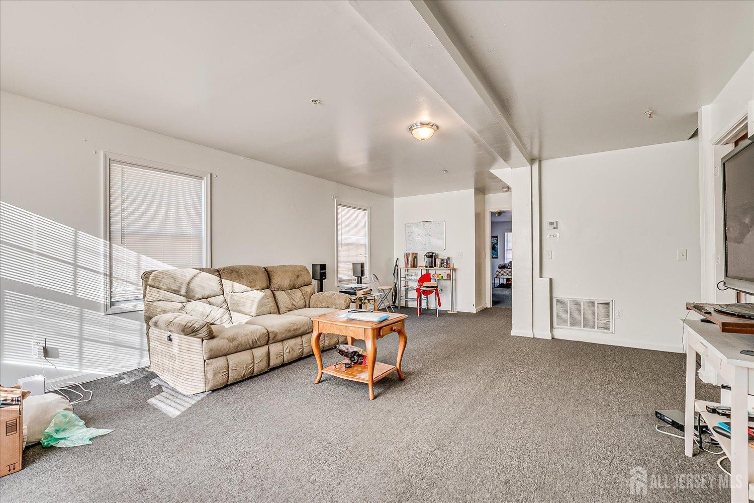 211 Hamilton Street, New Brunswick, NJ, 08901 image 31