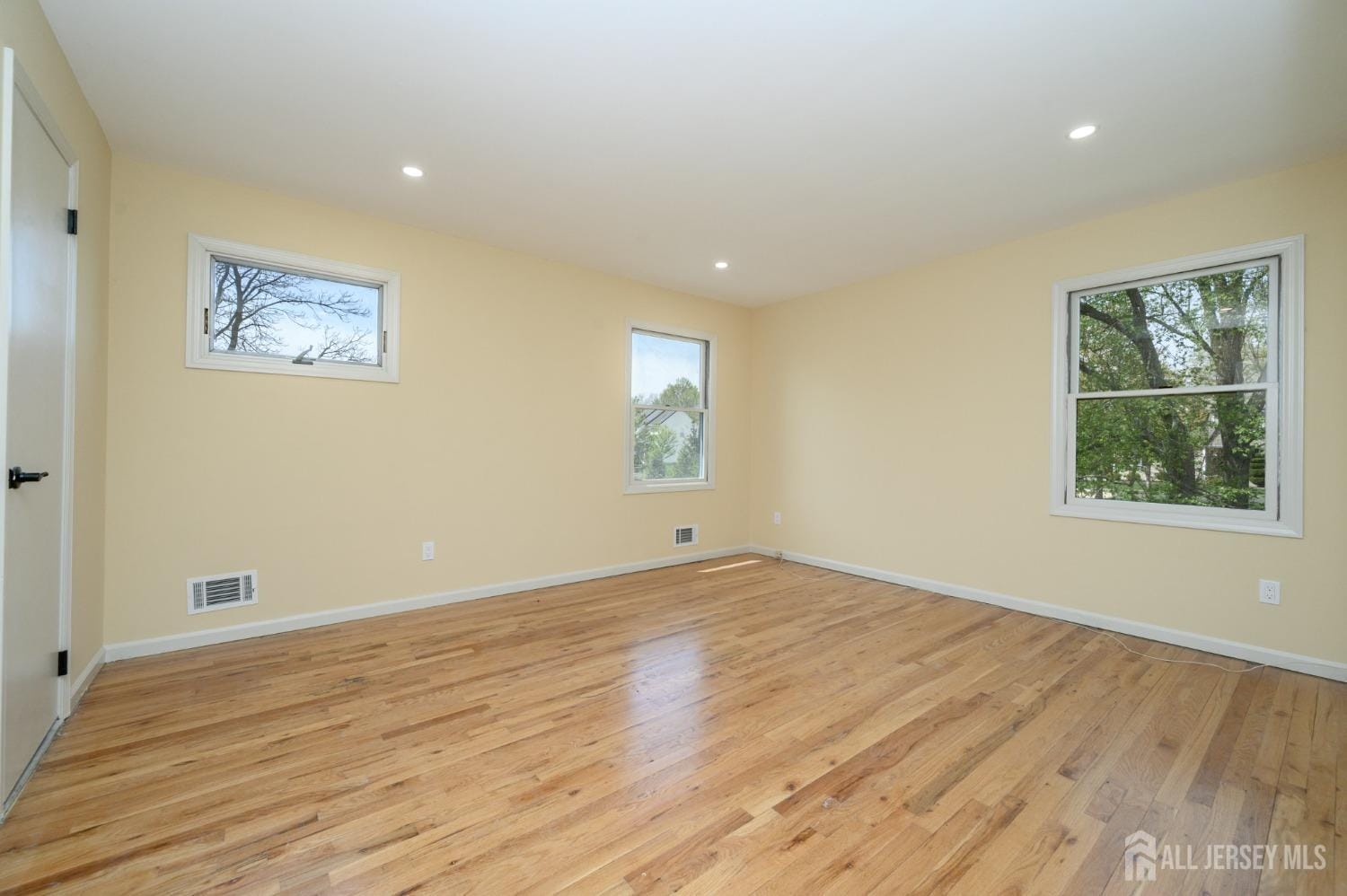 318 Sunnyside Terrace, Bridgewater, NJ, 08807 image 15