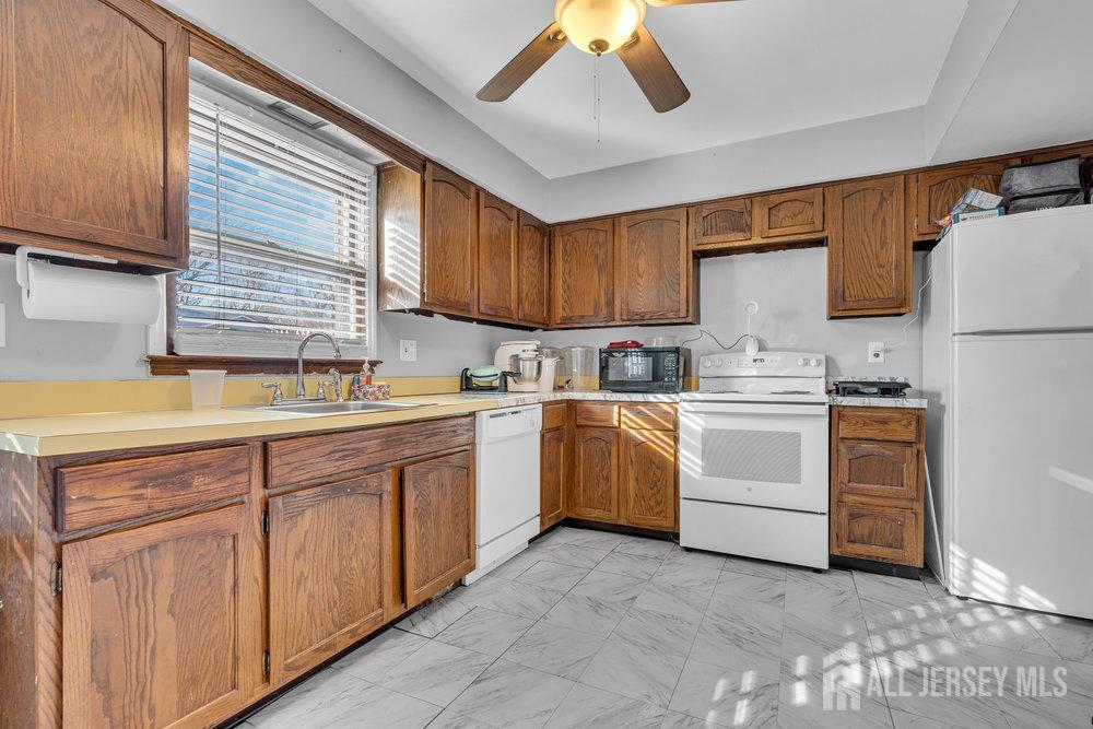 8 Michelle Avenue, Old Bridge, NJ, 08879 image 21