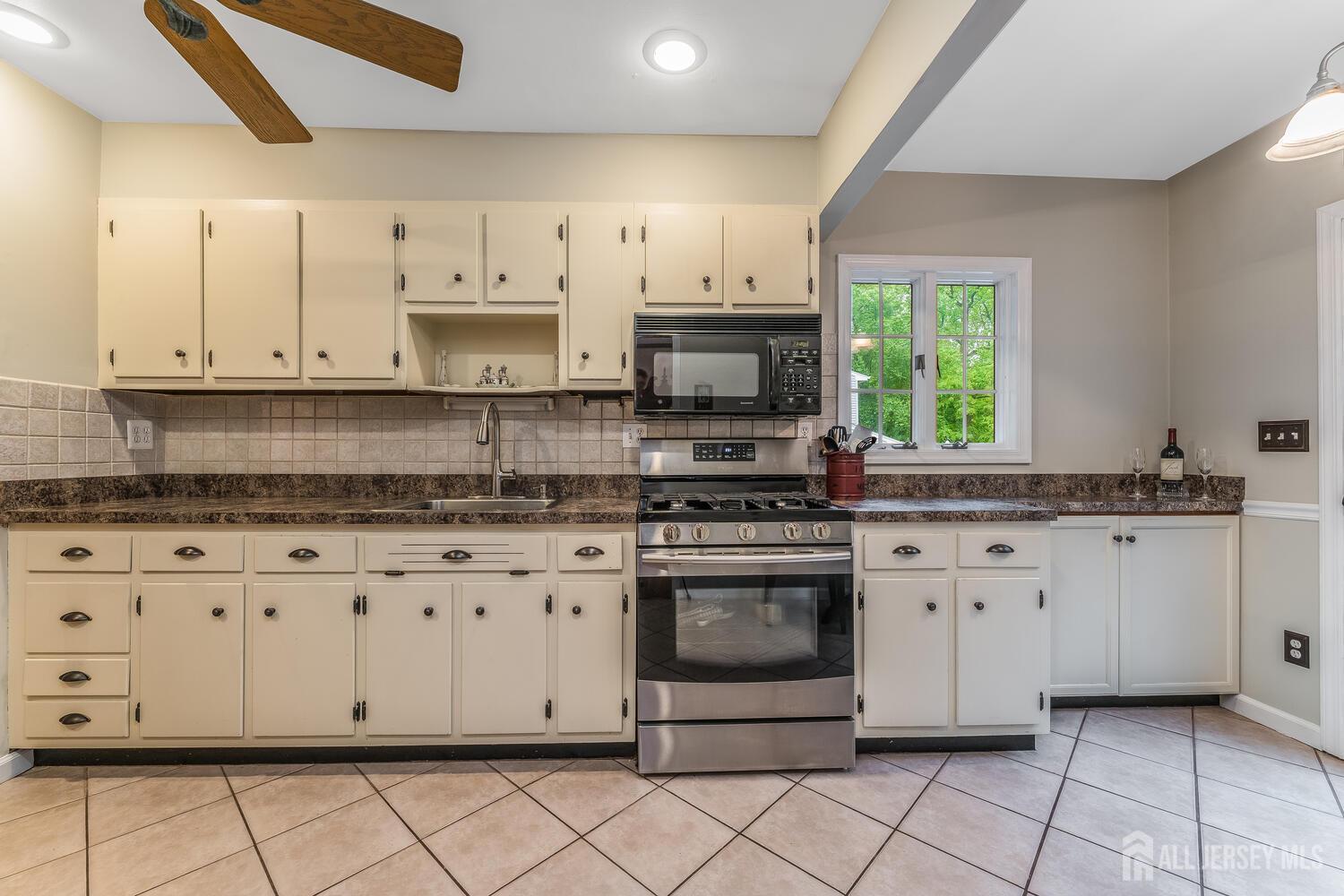 14 Bonnie Brook Terrace, Middlesex, NJ, 08846 image 13