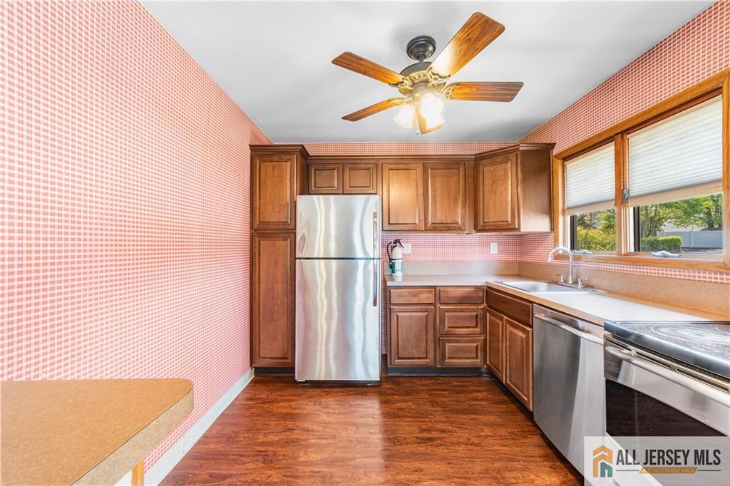 8 Farmbrook Drive, Old Bridge, NJ, 08857 image 7