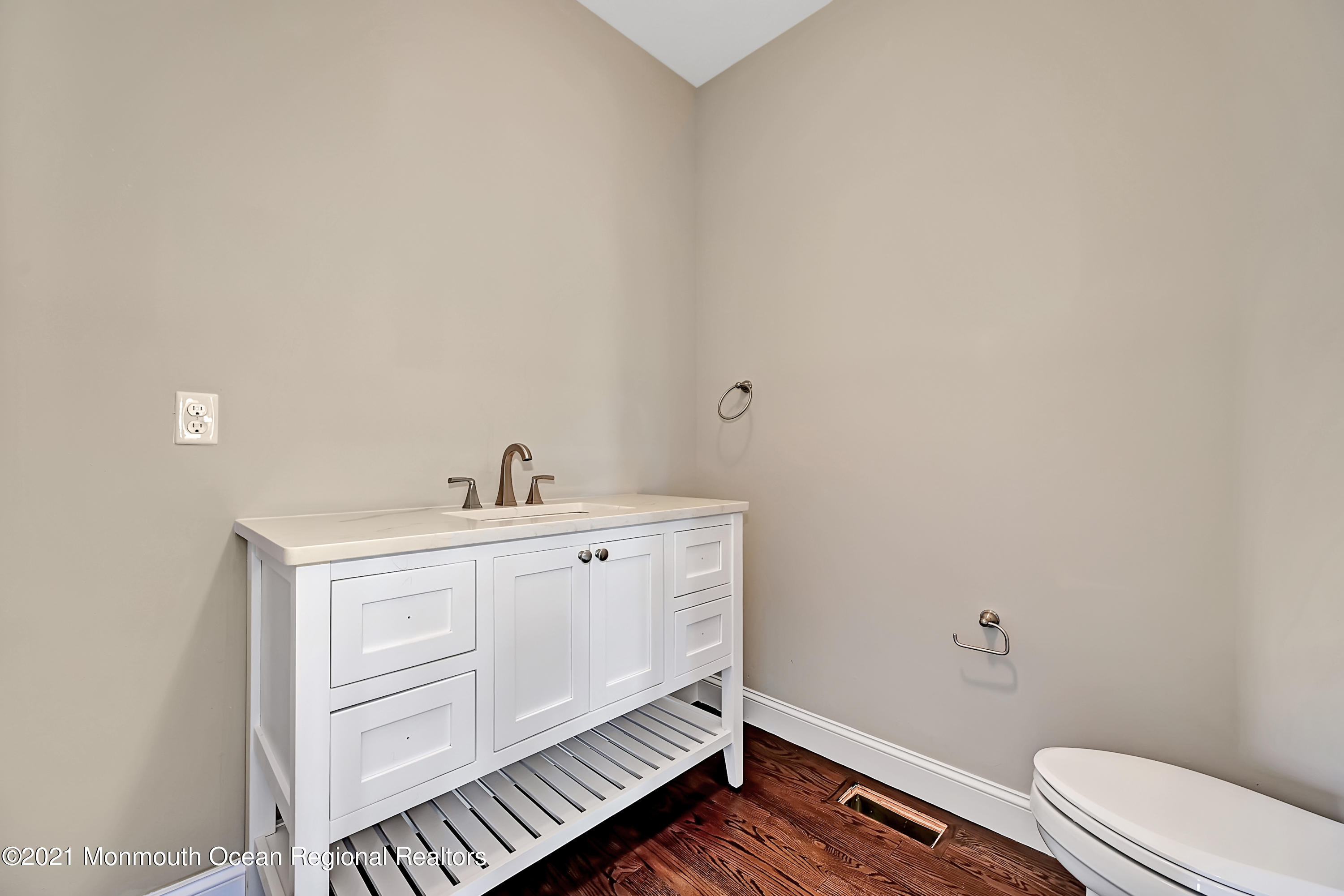 3 Cook Court, Millstone, NJ, 08535 image 10