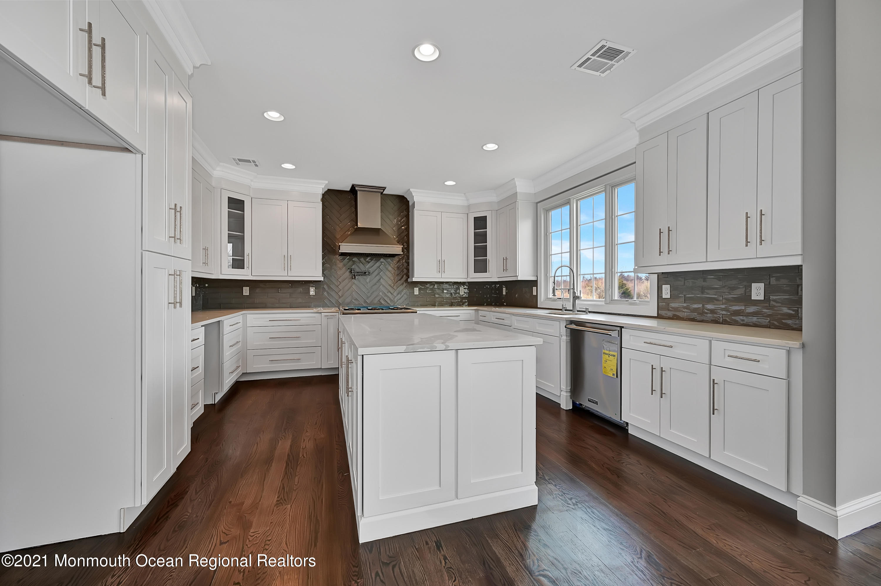 3 Cook Court, Millstone, NJ, 08535 image 17