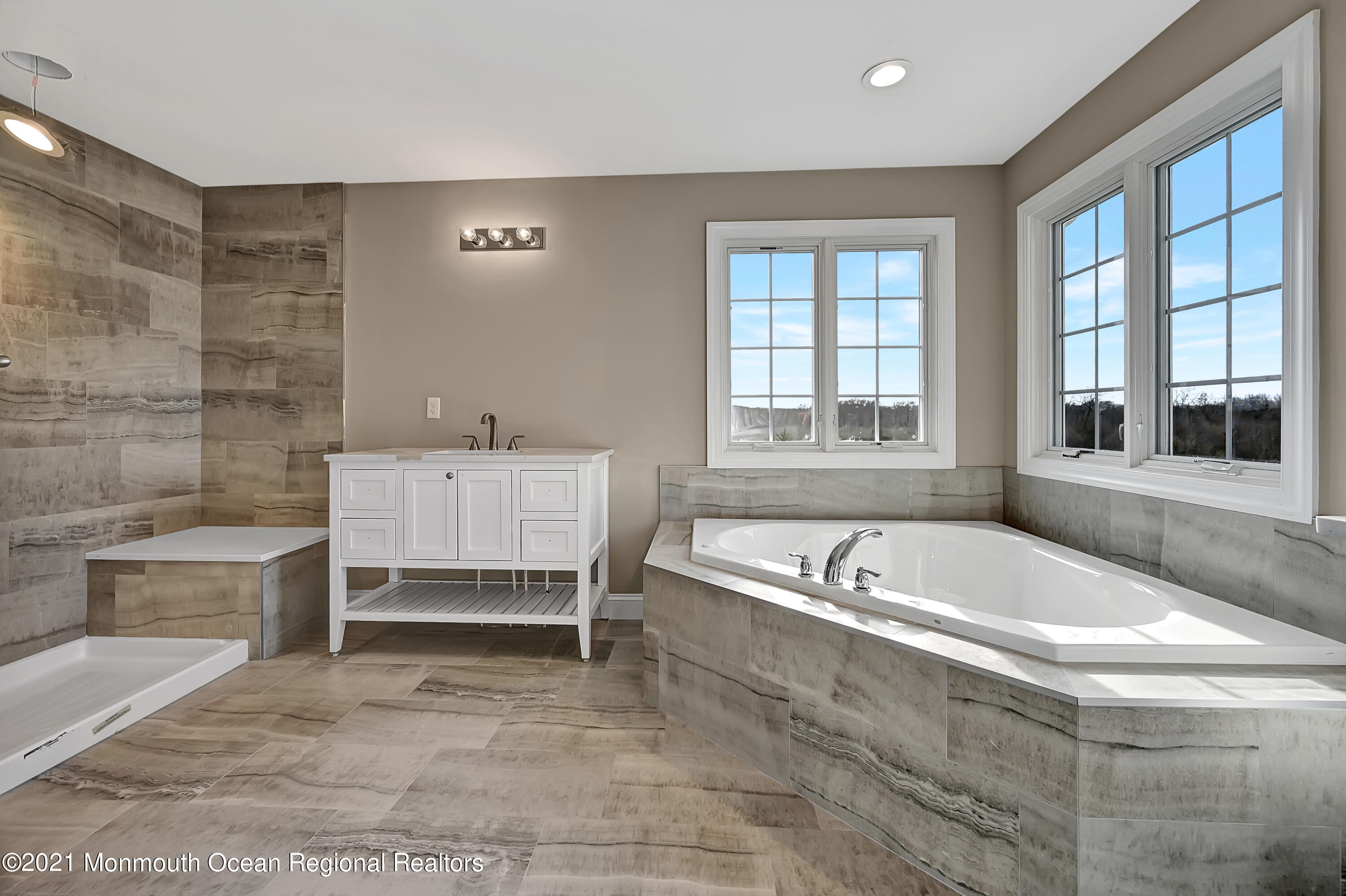 3 Cook Court, Millstone, NJ, 08535 image 27