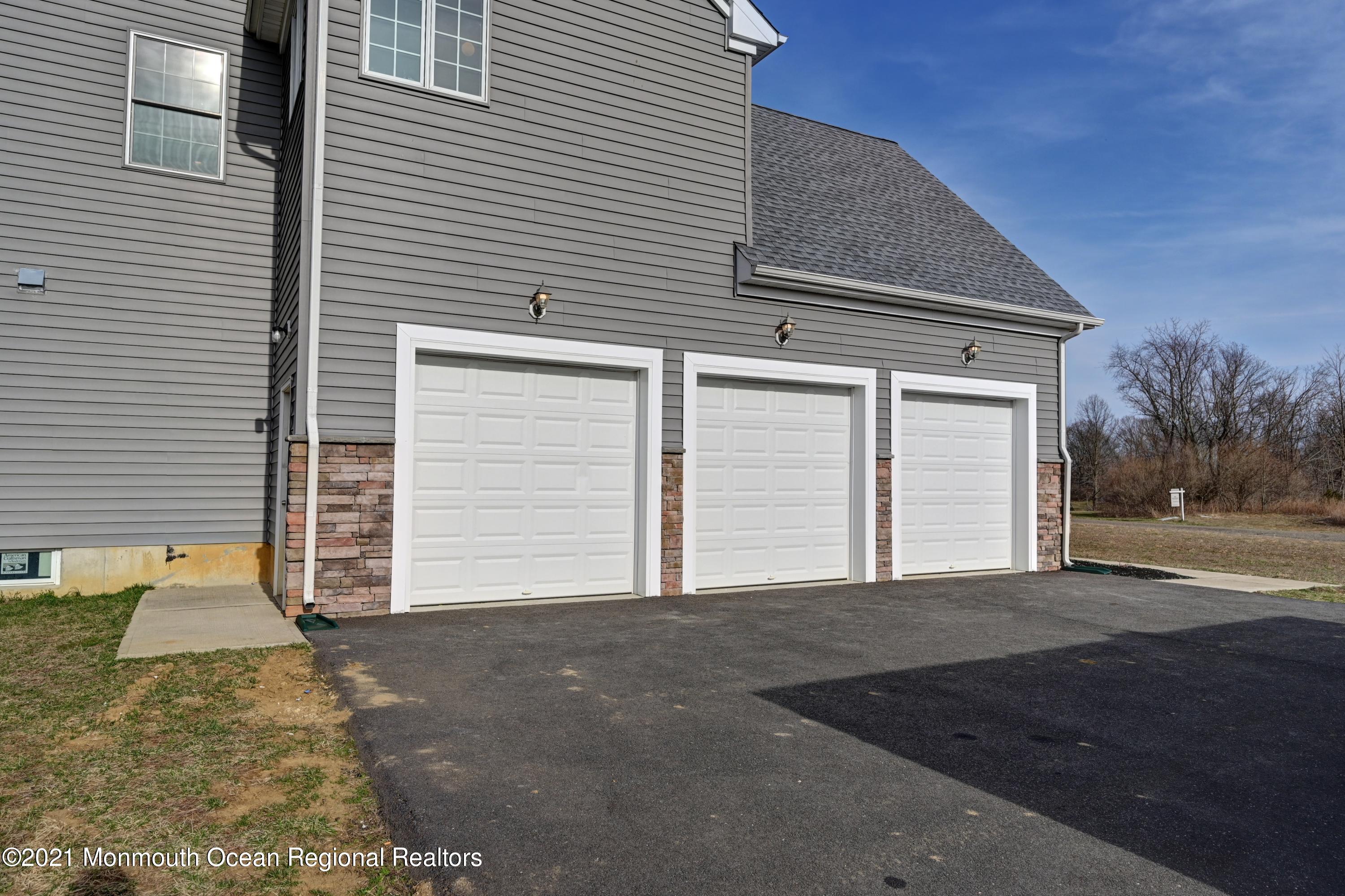 3 Cook Court, Millstone, NJ, 08535 image 38