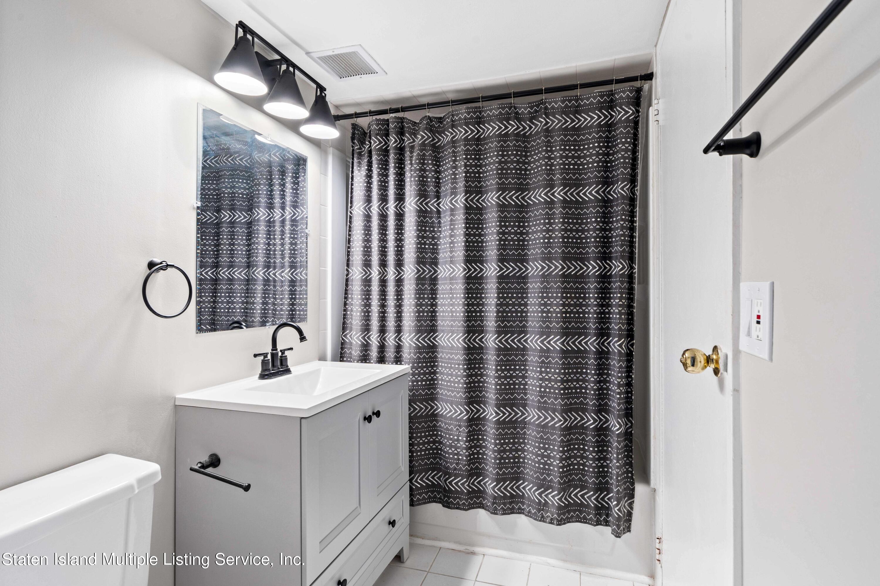 121 Wellington Court 2a, Staten Island, NY, 10314 image 11