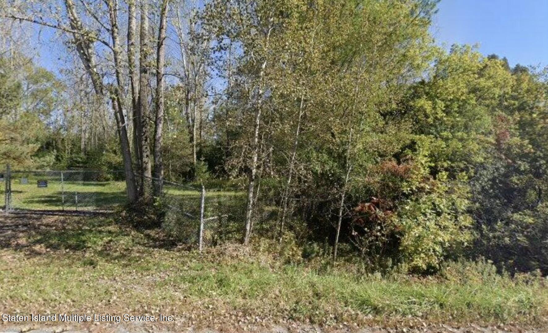 20 Lake Shore Road Image 1
