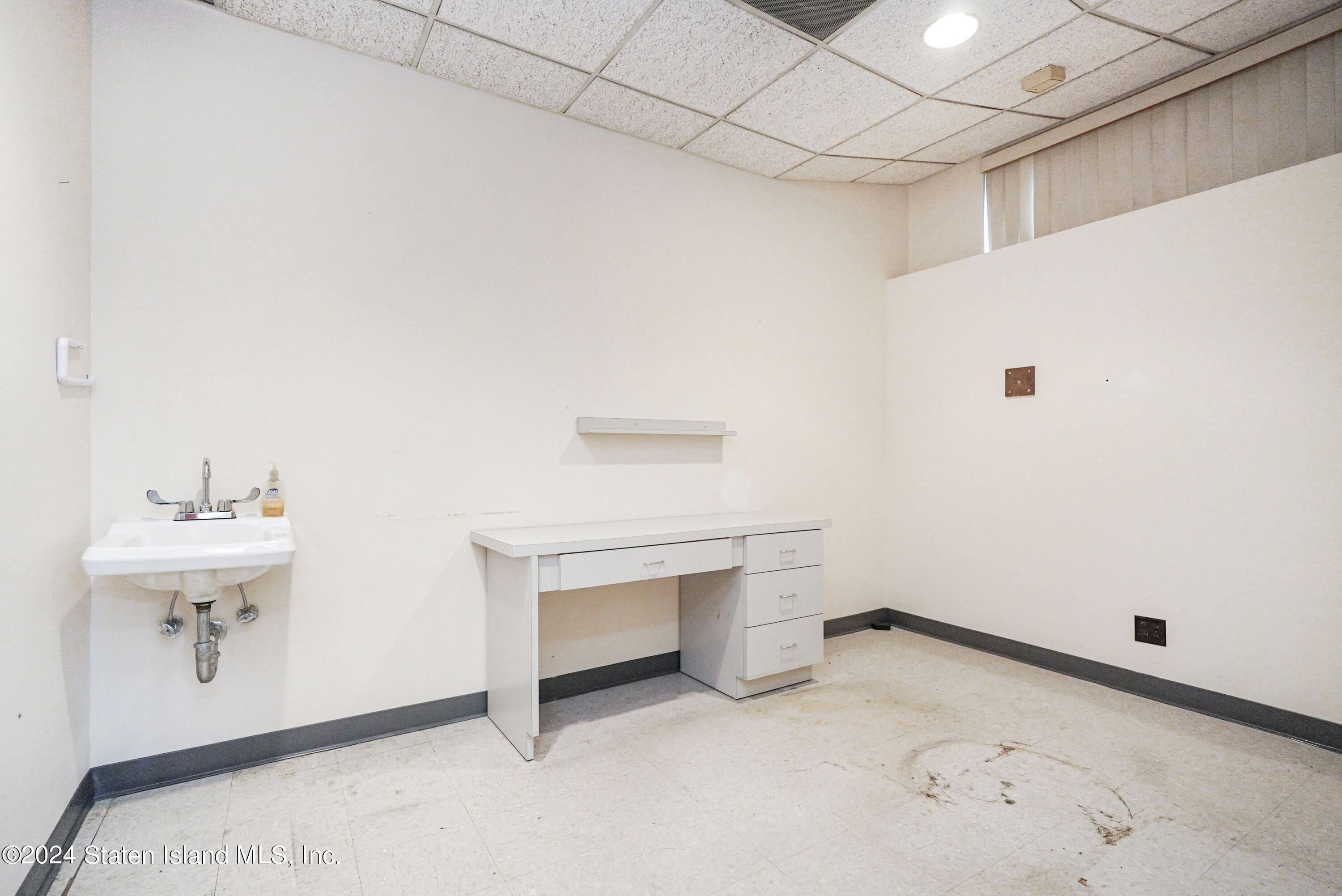 78 Todt Hill Road 111, Staten Island, NY, 10314 image 8
