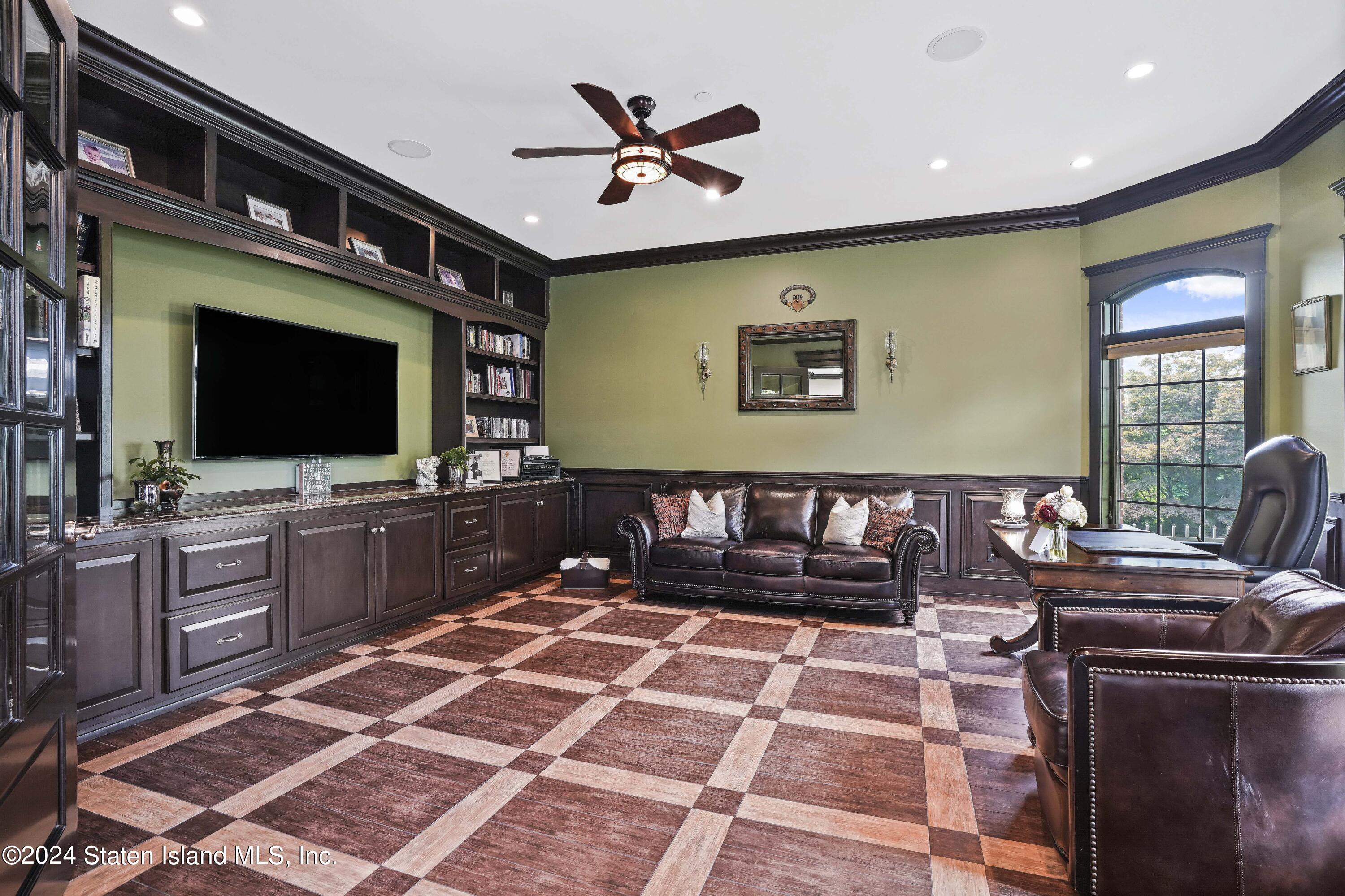 68 Signal Hill Road, Staten Island, NY, 10301 image 7