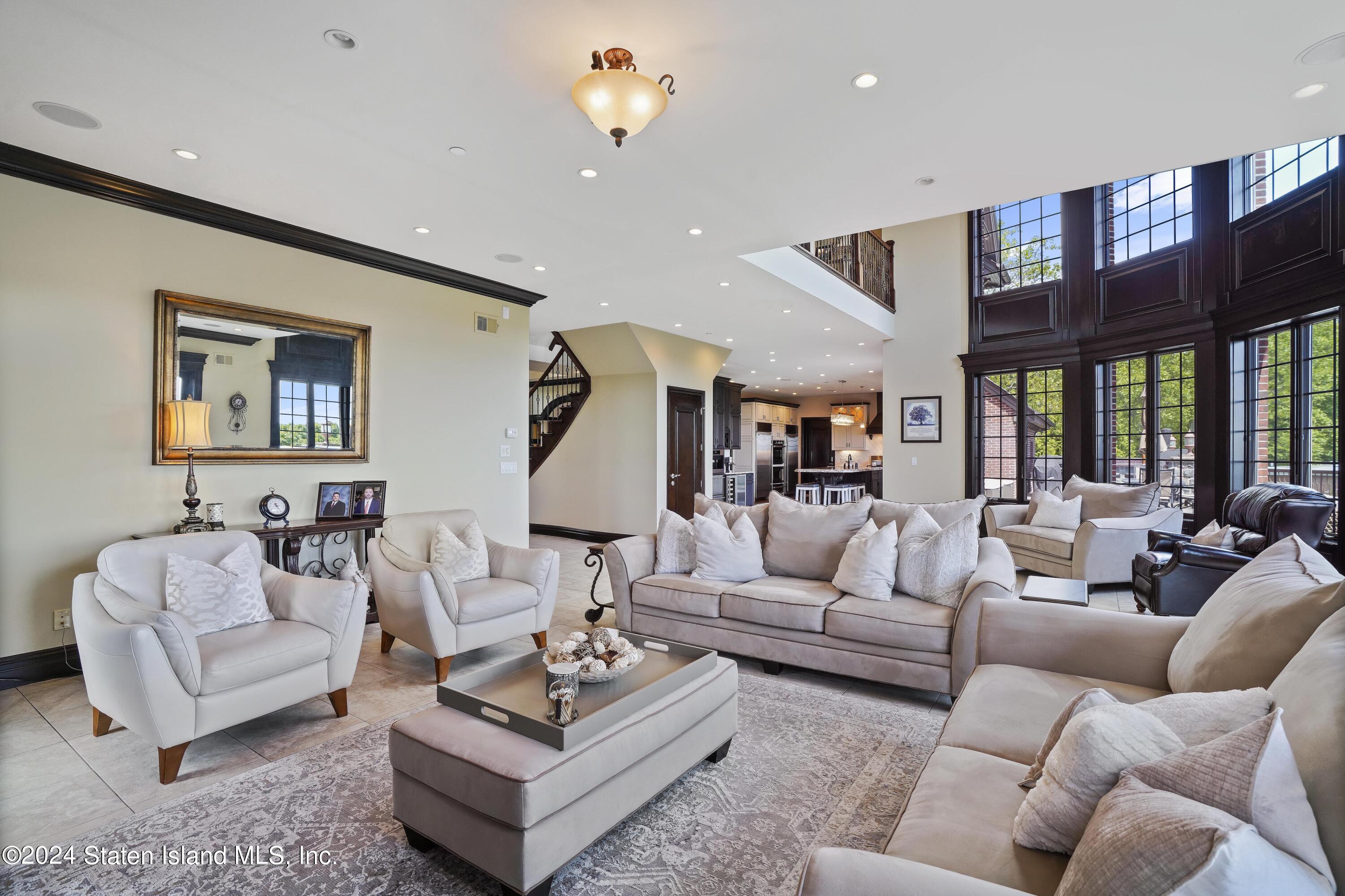 68 Signal Hill Road, Staten Island, NY, 10301 image 11