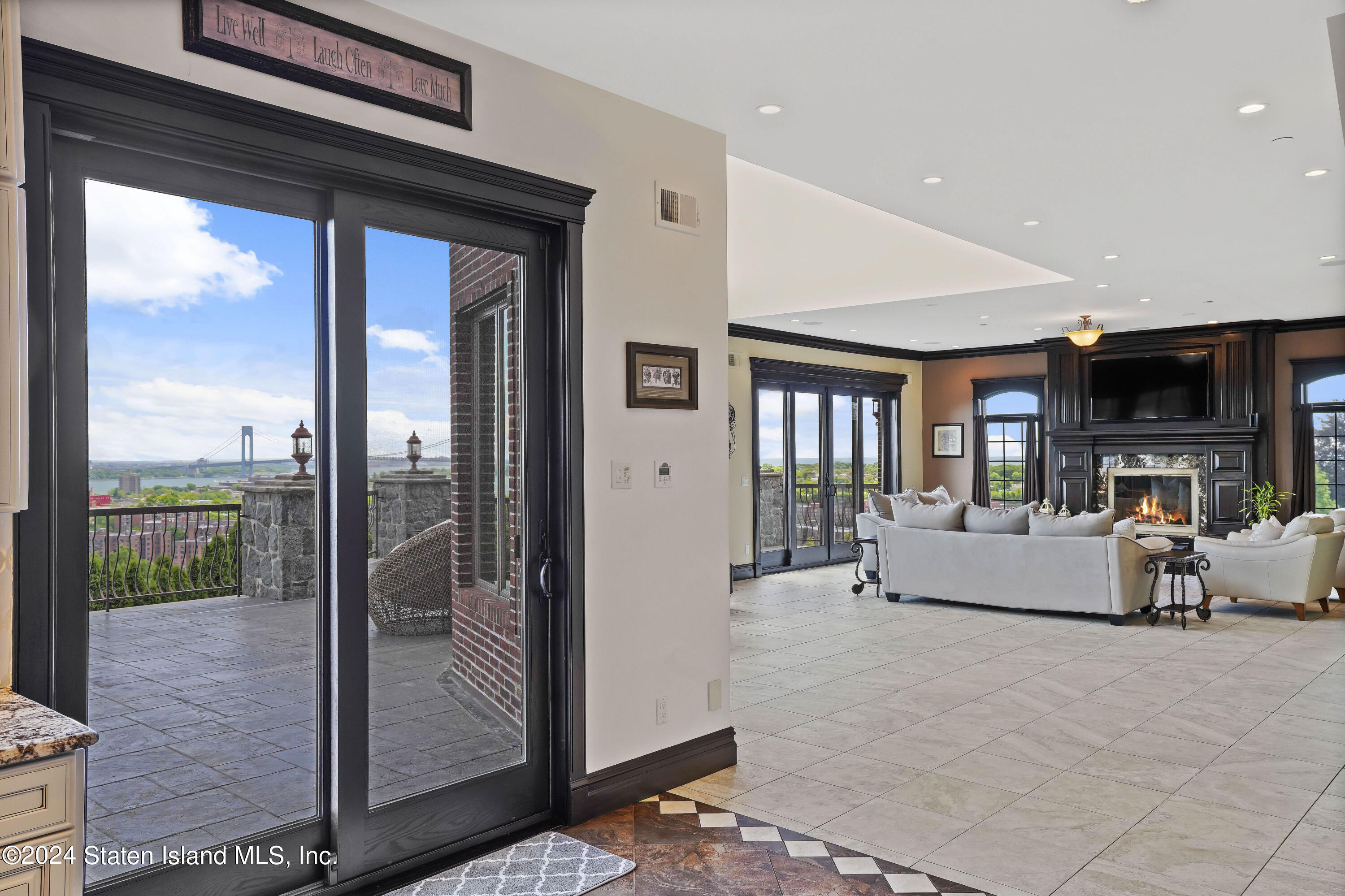 68 Signal Hill Road, Staten Island, NY, 10301 image 17