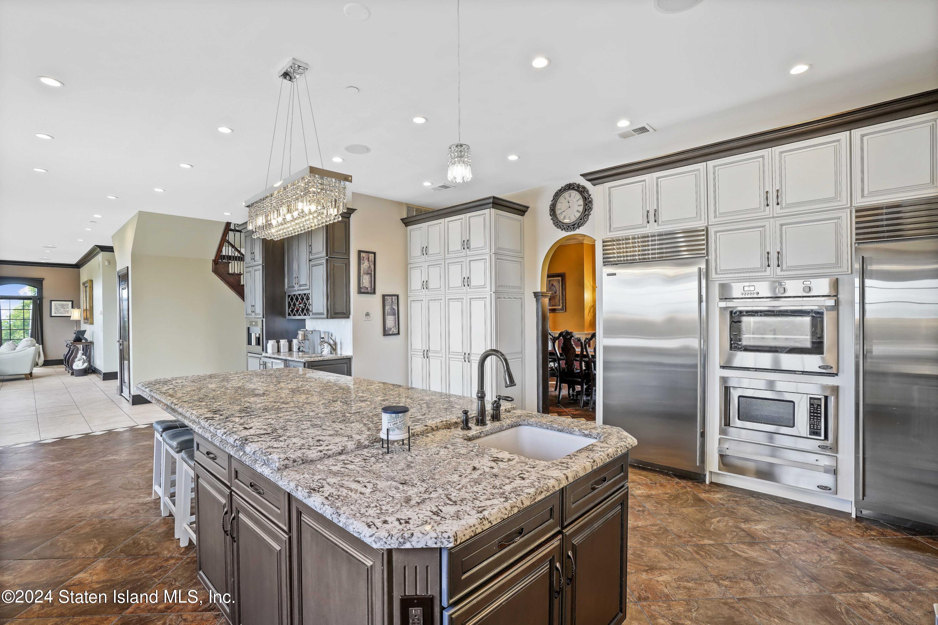 68 Signal Hill Road, Staten Island, NY, 10301 image 15