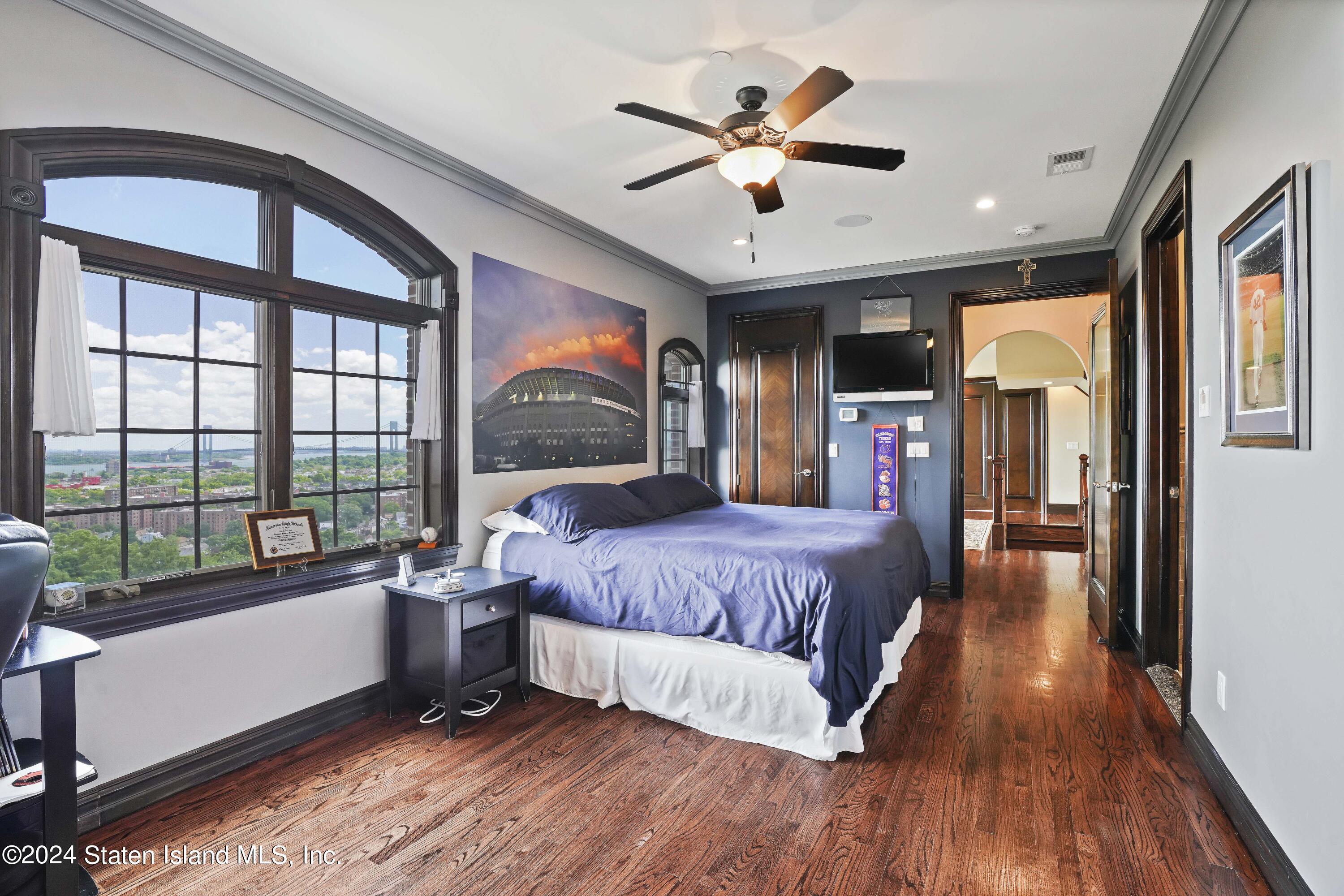 68 Signal Hill Road, Staten Island, NY, 10301 image 37