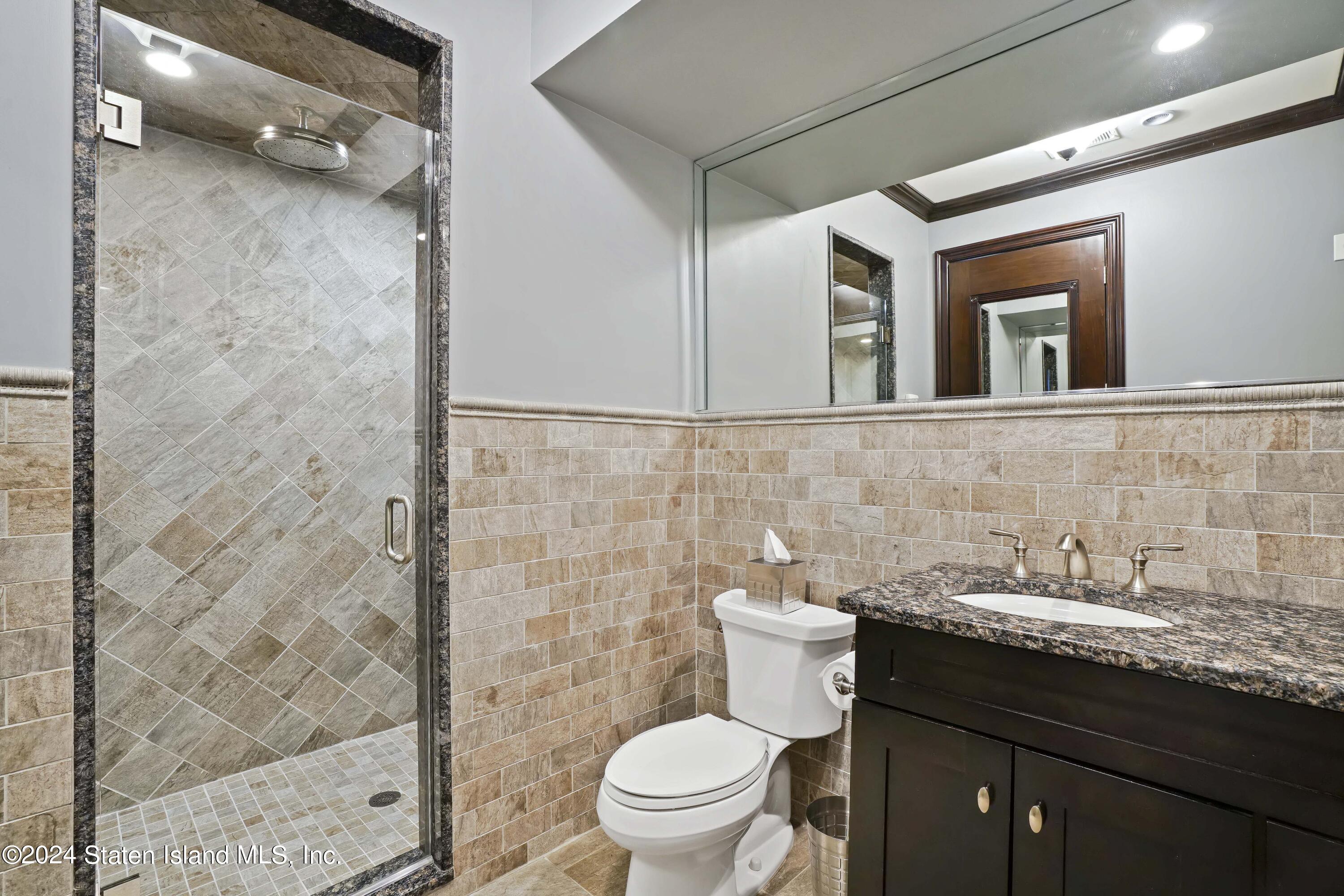 68 Signal Hill Road, Staten Island, NY, 10301 image 39