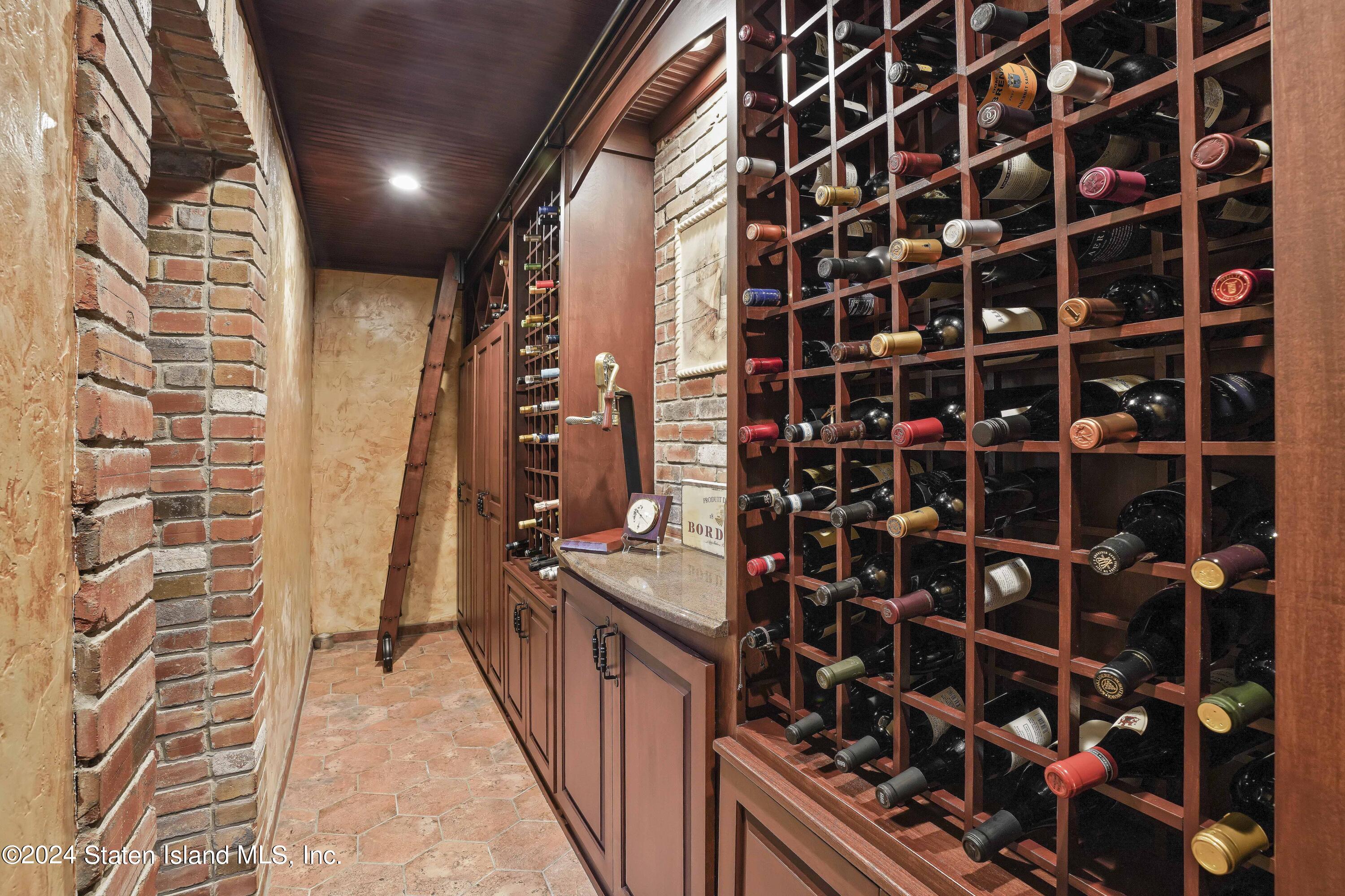 68 Signal Hill Road, Staten Island, NY, 10301 image 46