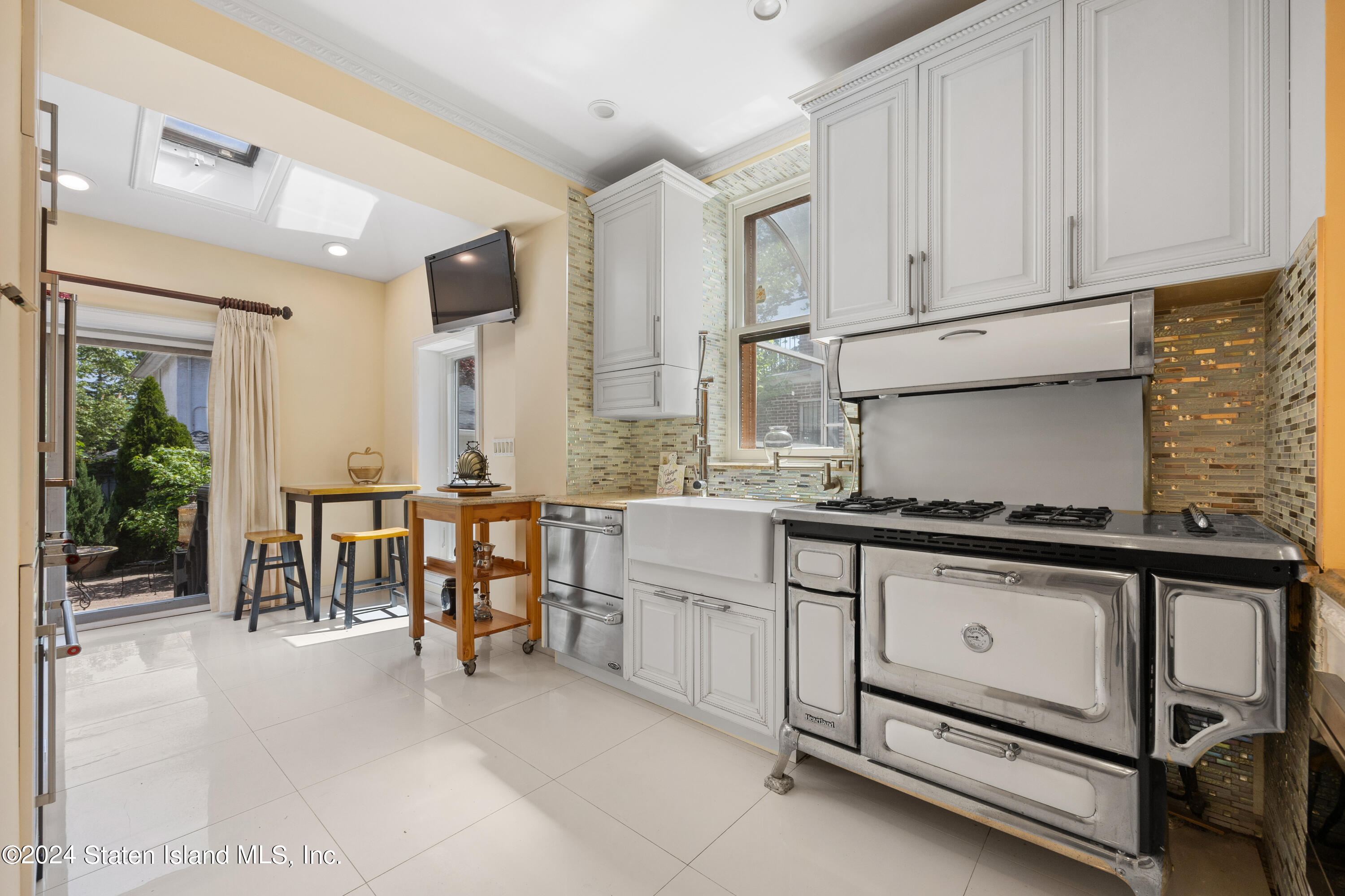 21 87th Street, Brooklyn, NY, 11209 image 15