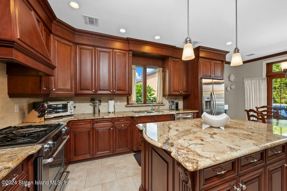 191 Finlay Street, Staten Island, NY, 10307 image 13
