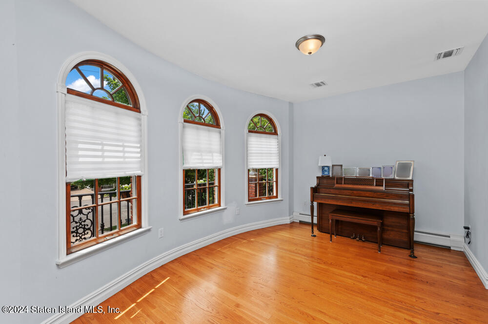 191 Finlay Street, Staten Island, NY, 10307 image 7