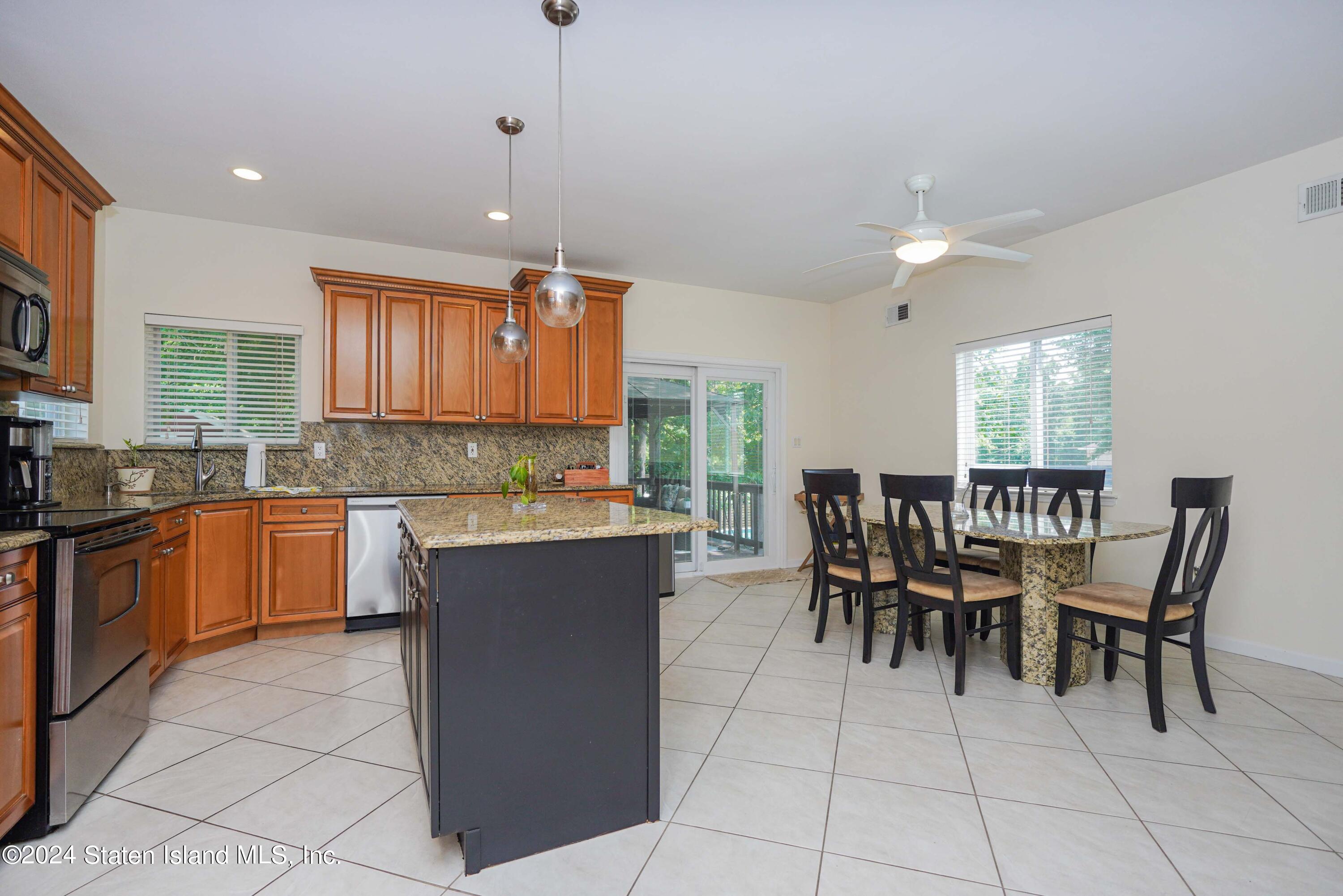 303 Sprague Avenue, Staten Island, NY, 10307 image 10