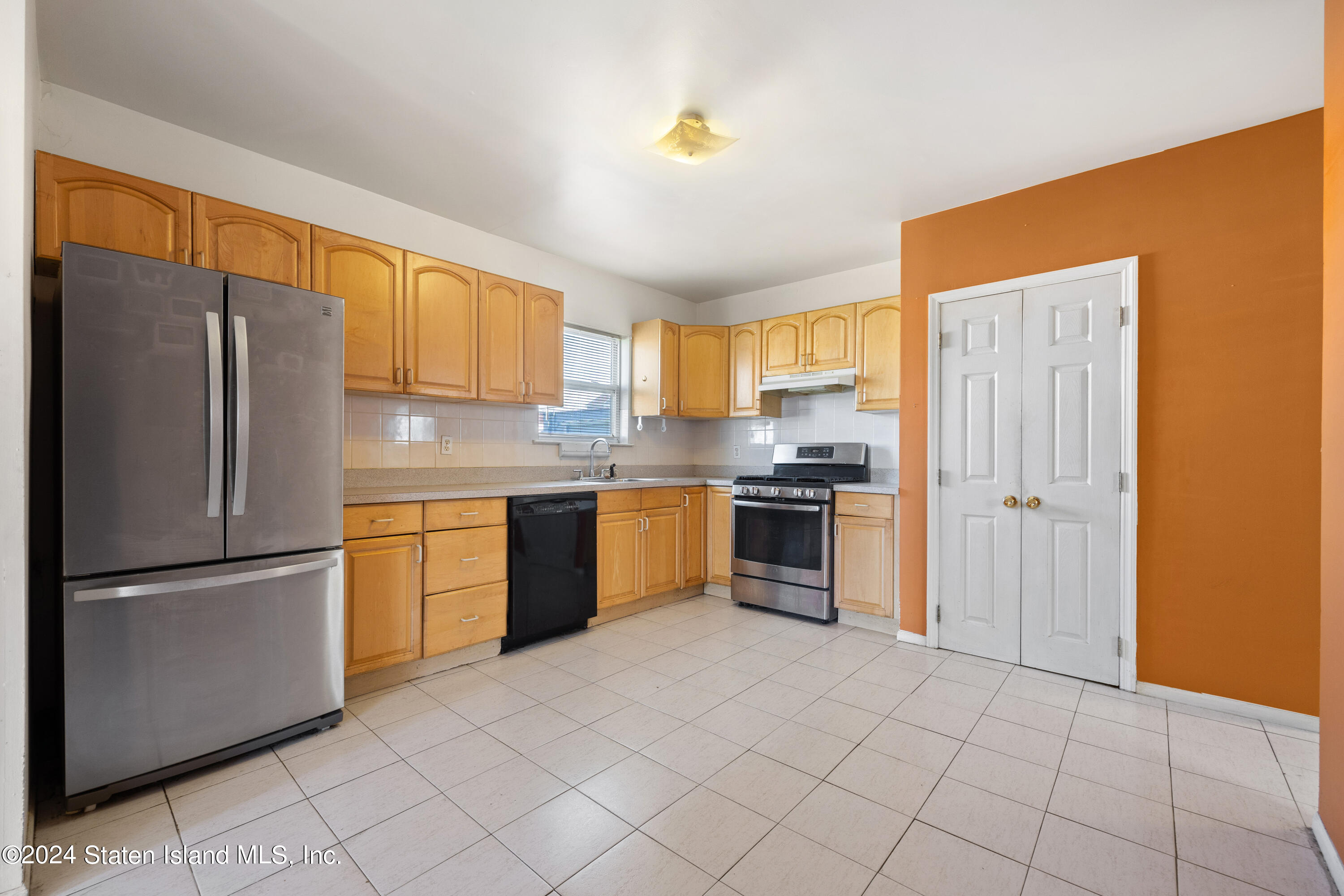 44-46 Olympia Boulevard, Staten Island, NY, 10305 image 12