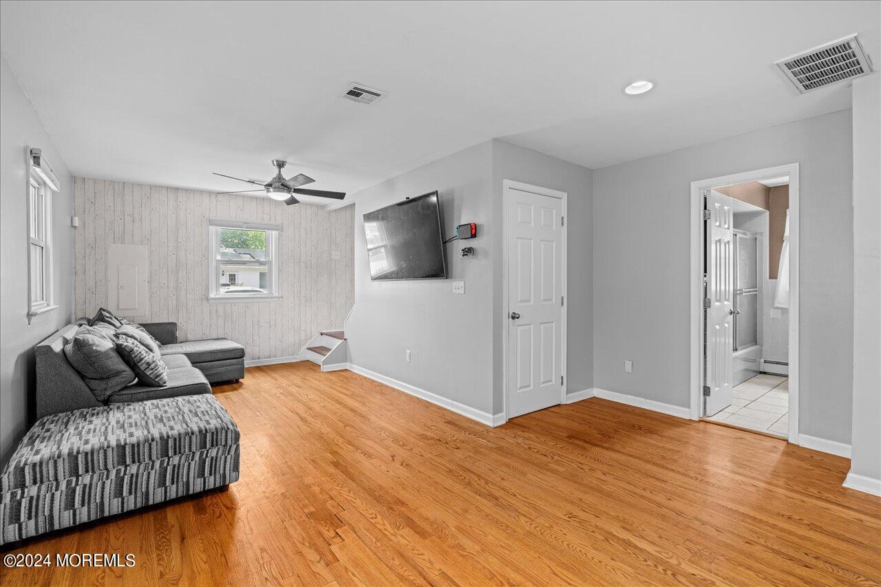 60 Maple Avenue, Keansburg, NJ, 07734 image 7