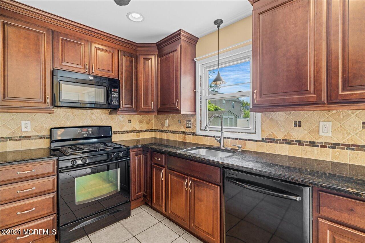 60 Maple Avenue, Keansburg, NJ, 07734 image 13