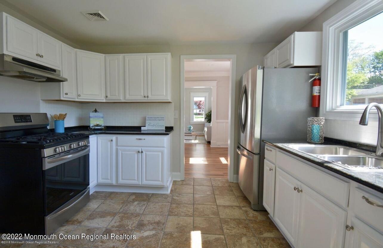 367 Lake Avenue, Oakhurst, NJ, 07755 image 12