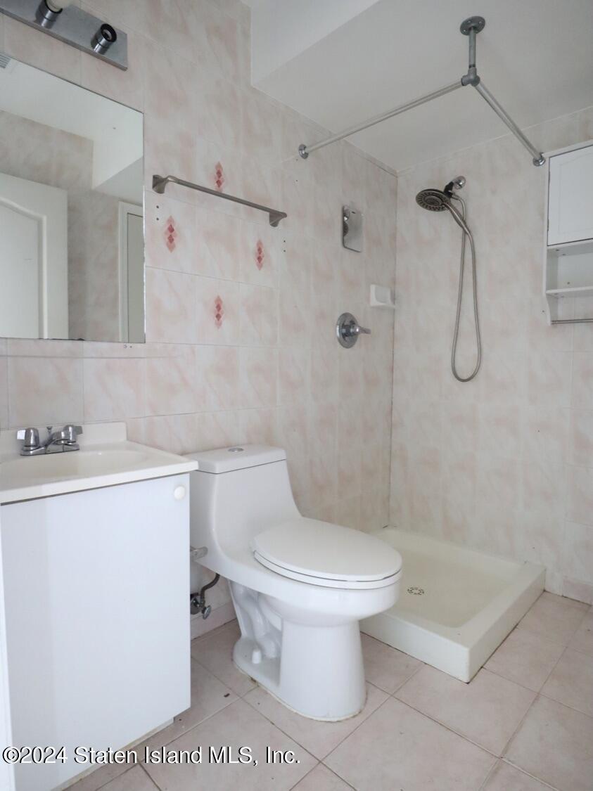 55 Crestwater Court, Staten Island, NY, 10305 image 14
