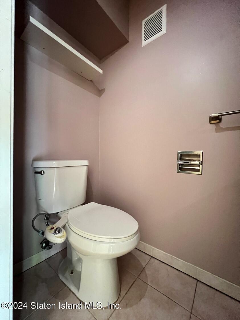 55 Crestwater Court, Staten Island, NY, 10305 image 22