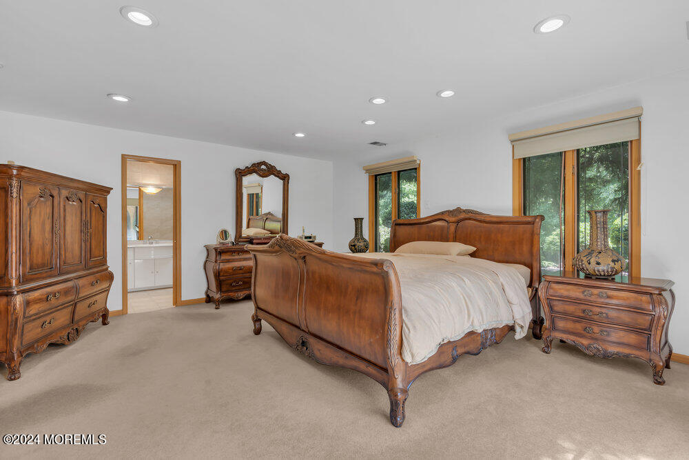 39 Seven Oaks Circle, Holmdel, NJ, 07733 image 16