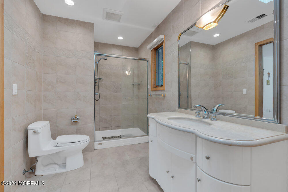 39 Seven Oaks Circle, Holmdel, NJ, 07733 image 19