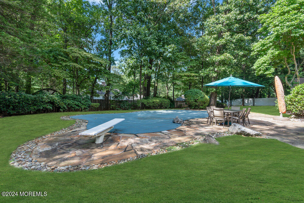 39 Seven Oaks Circle, Holmdel, NJ, 07733 image 23
