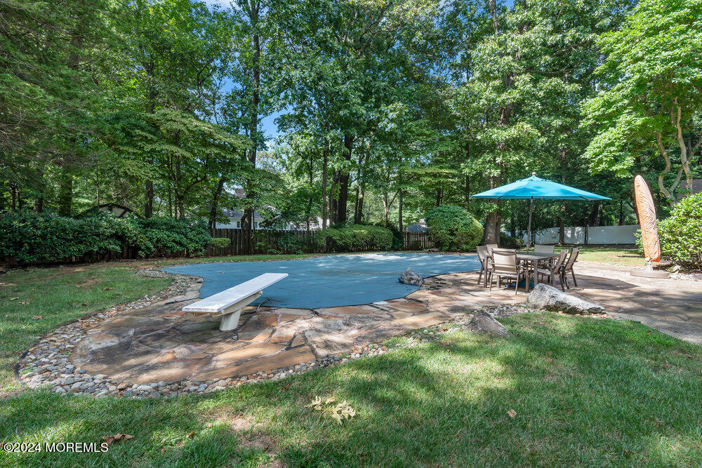 39 Seven Oaks Circle, Holmdel, NJ, 07733 image 25