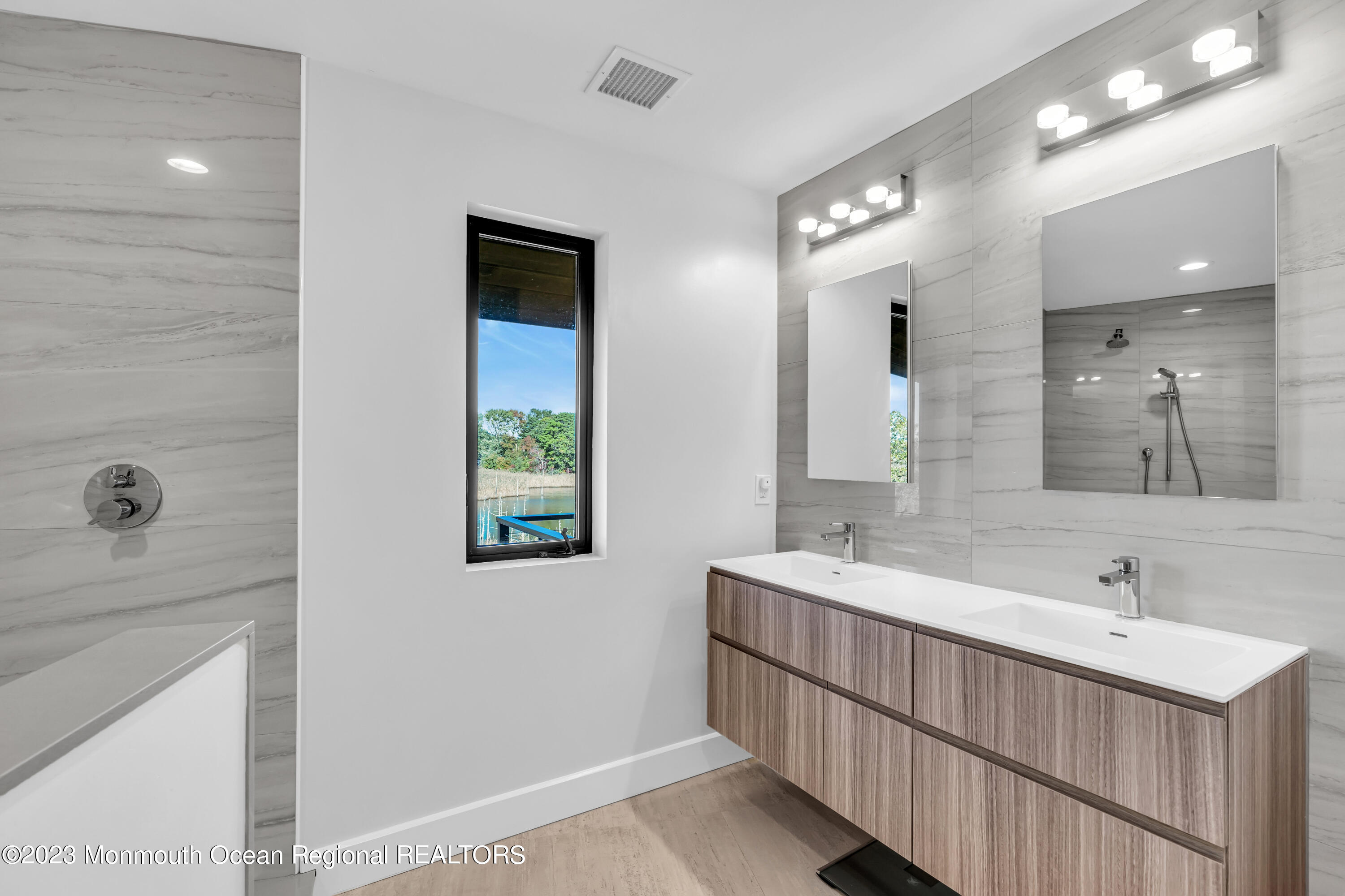 49 N Cherokee Lane, Brick, NJ, 08724 image 32