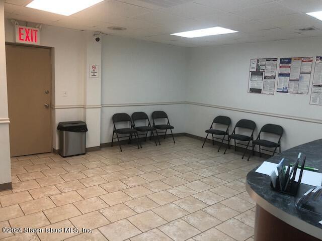 2691 Hylan Boulevard A Image 5
