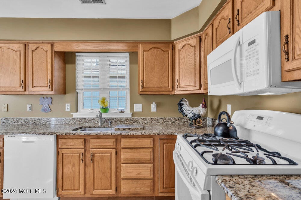 8 Eaton Court, Jackson, NJ, 08527 image 21