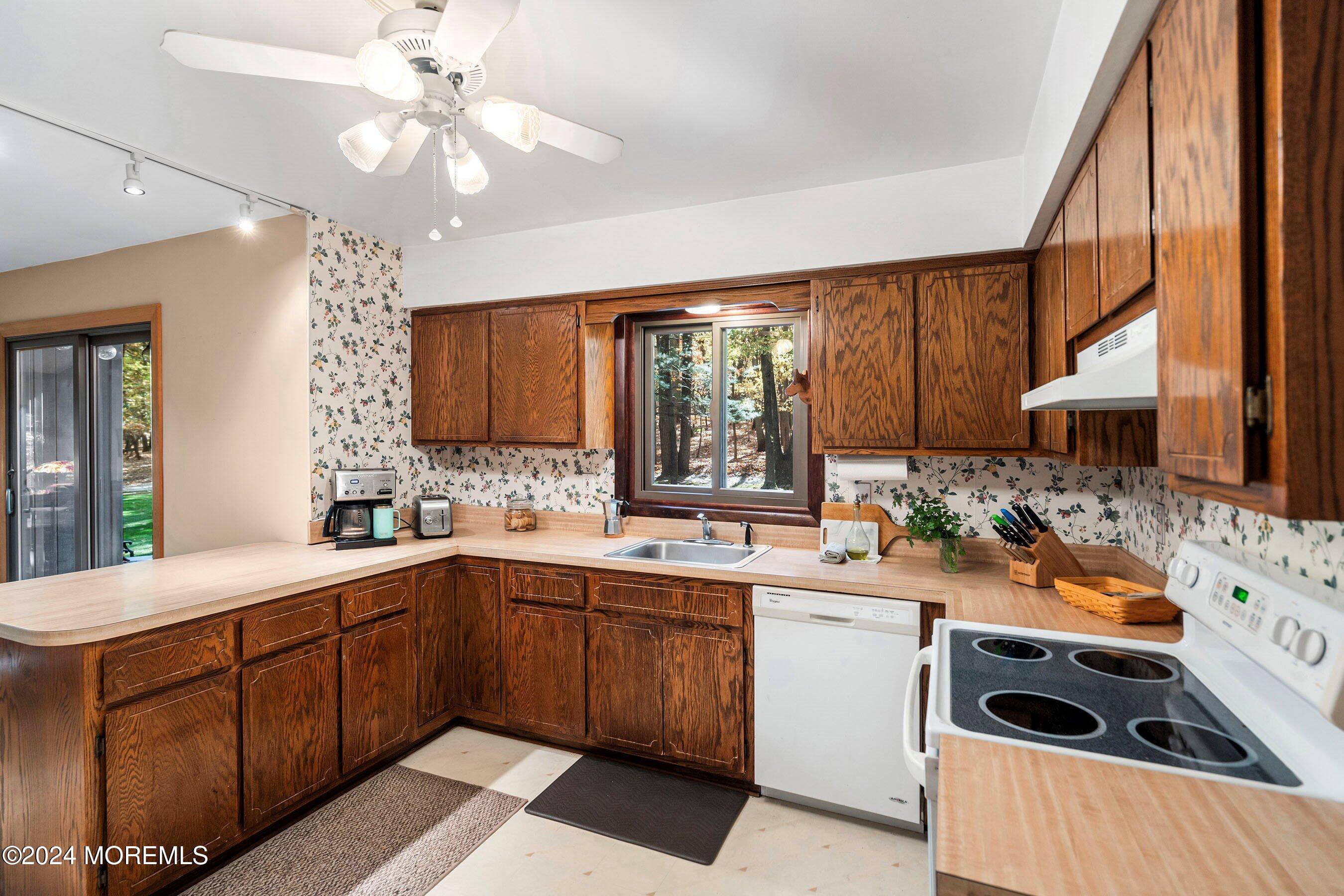2 Filmore Drive, Millstone, NJ, 08510 image 9