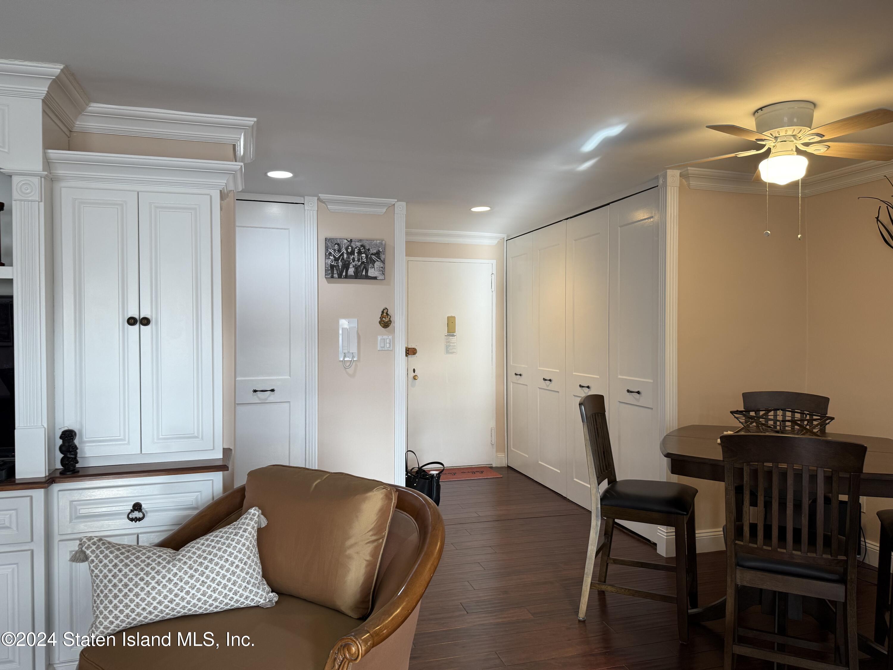 1000 Clove Road 8-C, Staten Island, NY, 10301 image 8