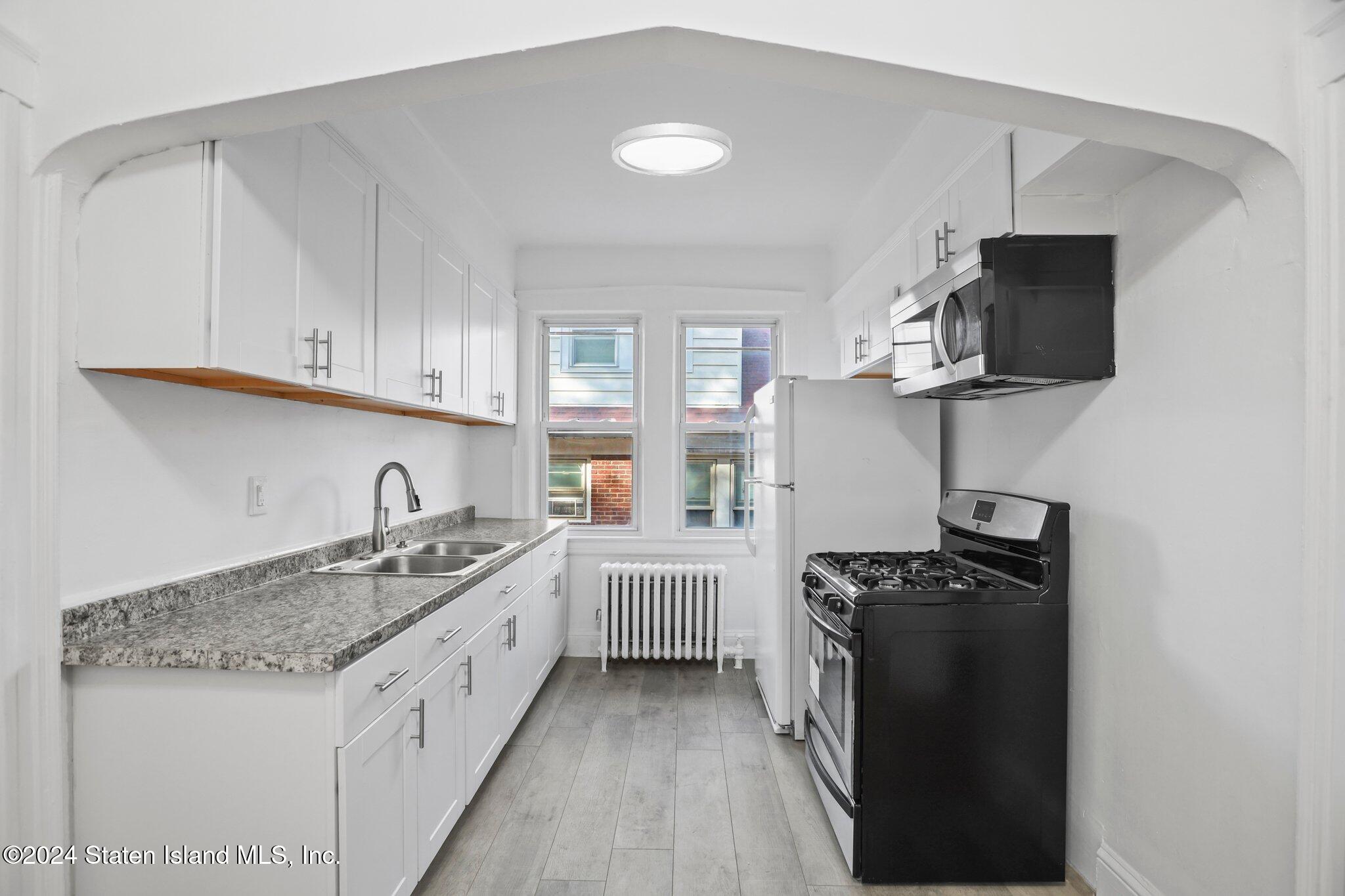 358-360 Sharon Avenue, Staten Island, NY, 10301 image 8