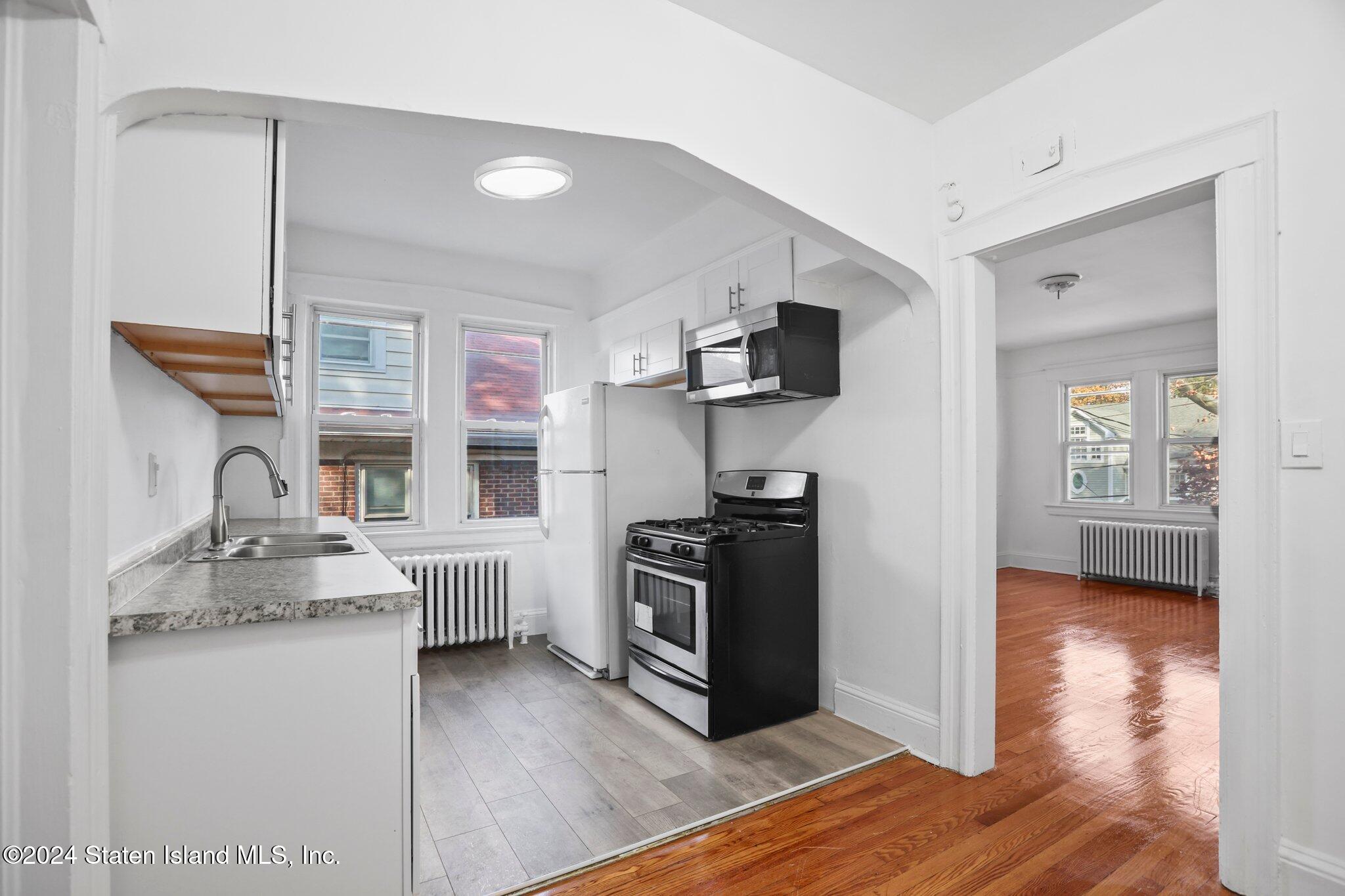 358-360 Sharon Avenue, Staten Island, NY, 10301 image 10